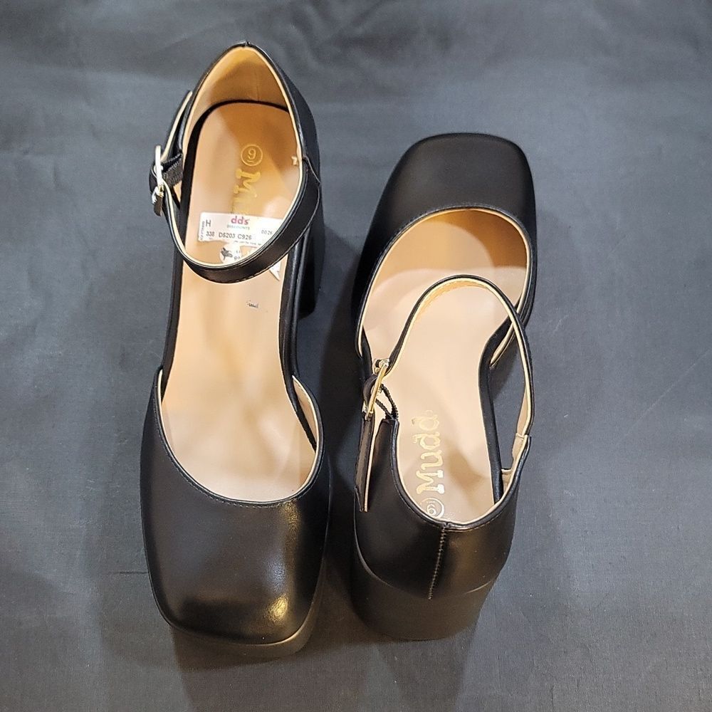 BRAND NEW MUDD BLOCK-HEEL ADJUSTABLE ANKLE STRAP SANDAL - Picture 4 of 16